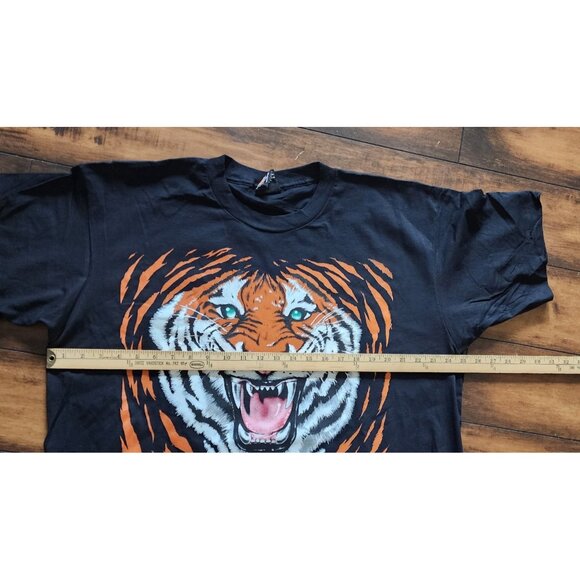 Vintage Single Stitch TIGER GRAPHIC Tshirt Made USA On XL Harley Davidson Tag - Picture 6 of 8
